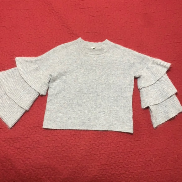 Endless rose ruffle bell sleeved cropped sweater - Picture 3 of 8